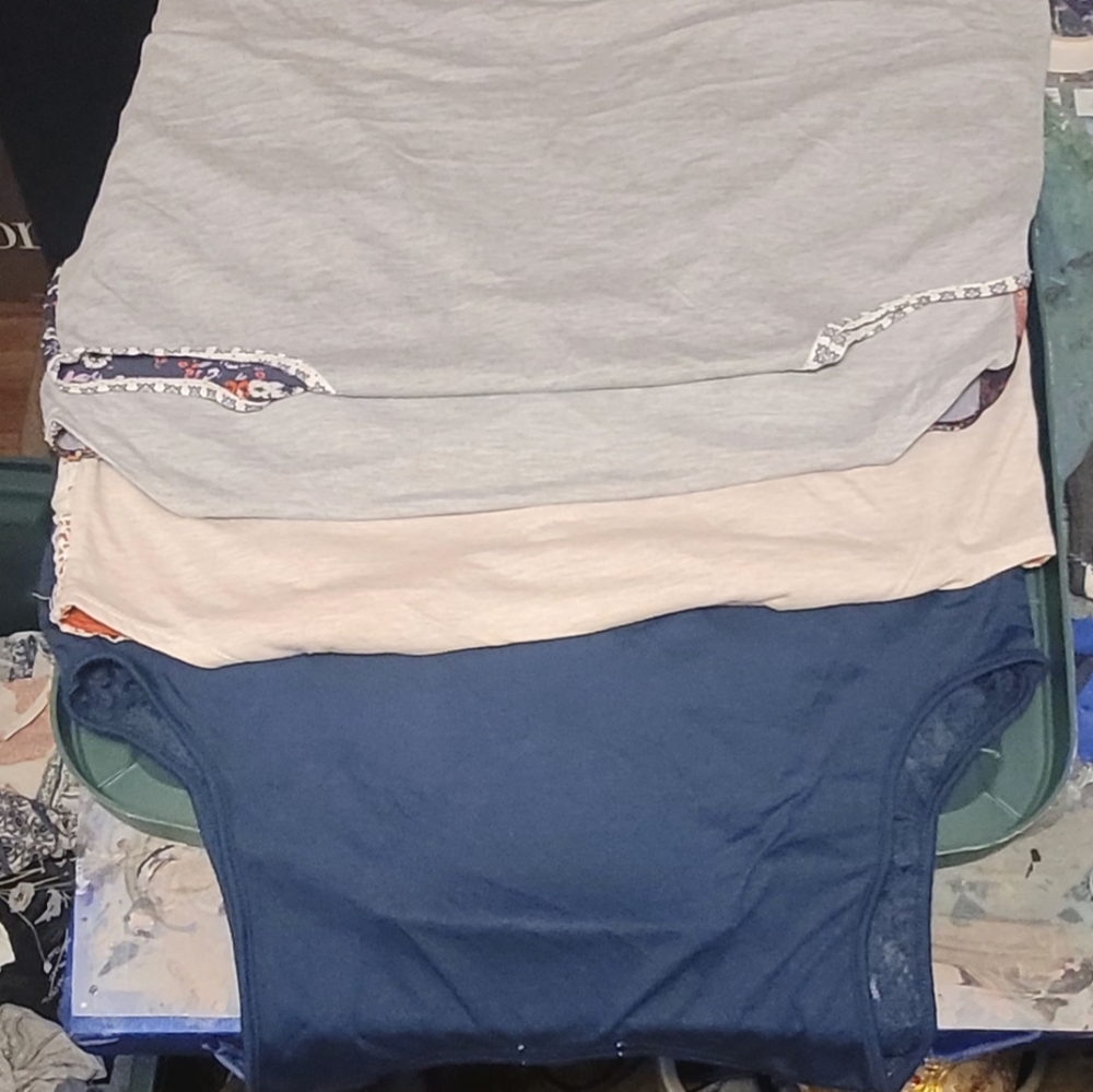Three Tank Top Bundle! - Picture 7 of 7